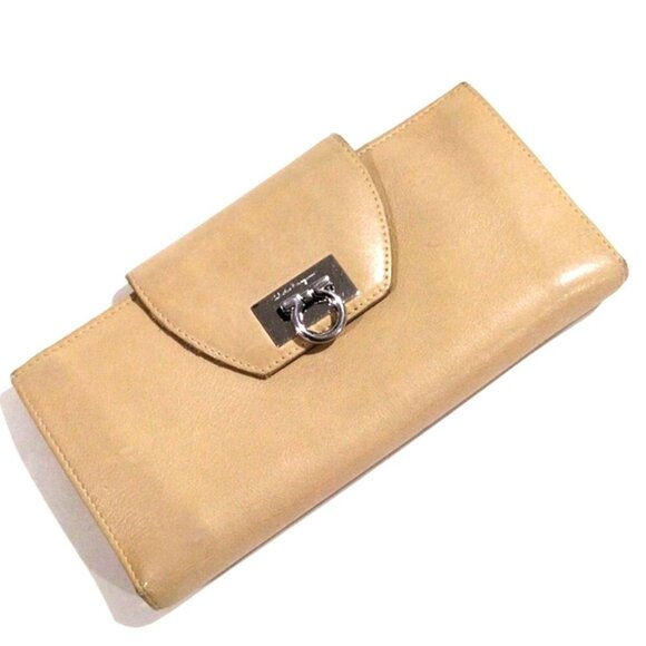 Salvatore Ferragamo Handbags - Salvatore Ferragamo Beige Leather Long Wallet Women – Luxury Designer Gancini